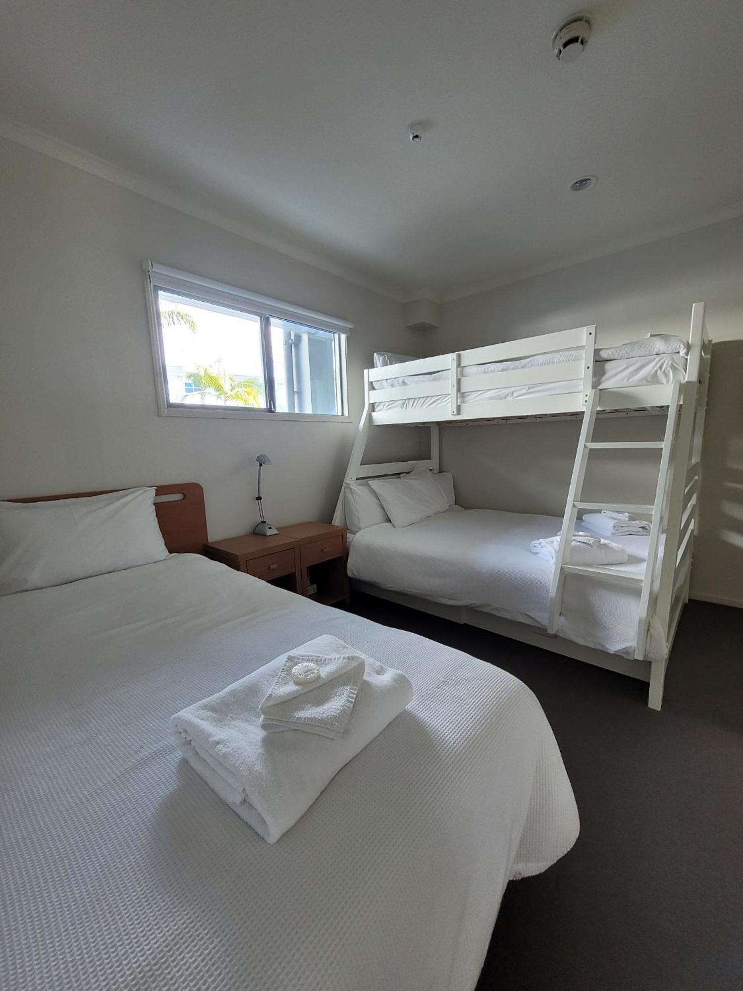 Marina Park Apartments Whitianga Eksteriør billede